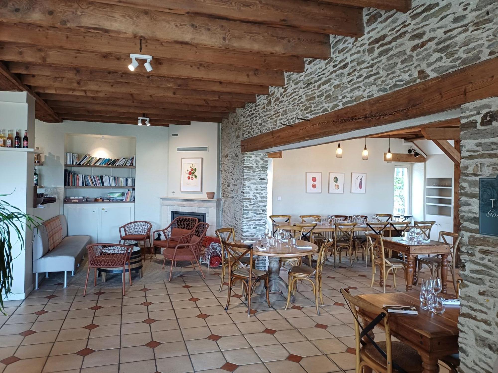 Hotel Éco-Domaine La Fontaine Pornic Esterno foto